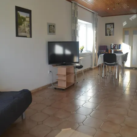 Fuer Neun Personen In * Homberg (Schwalm-Eder)